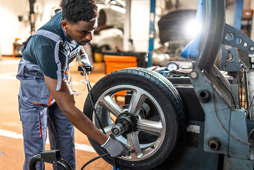 Aurillac Auto Expertise - Aurillac - Le Syndicat du Pneu publie un livre blanc pour encadrer les bonnes pratiques de la réparatio